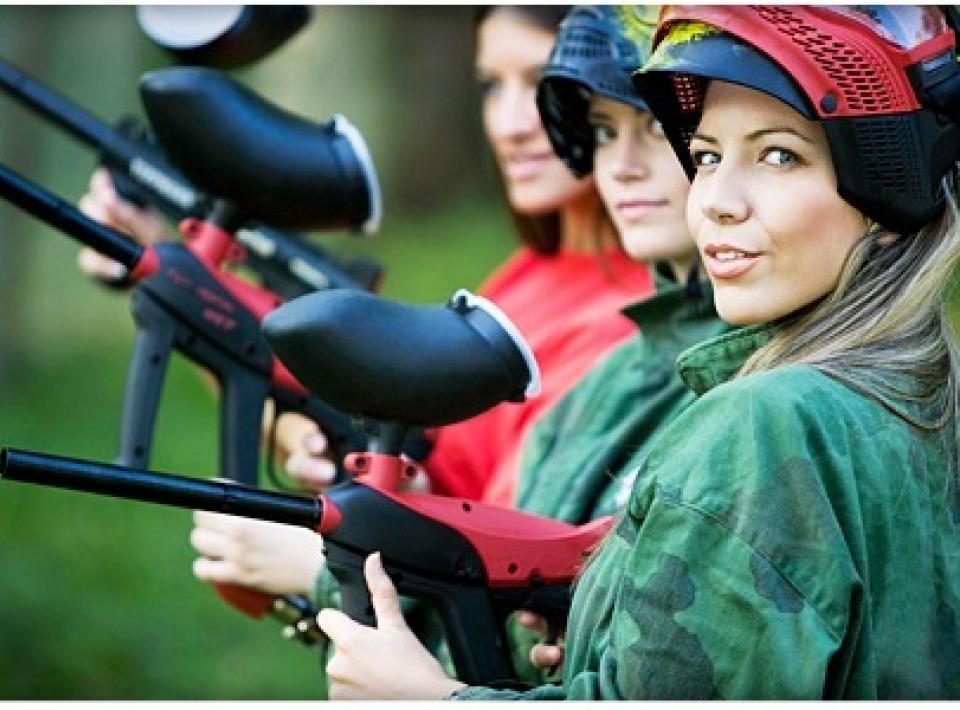 Munich Paintball Defend your team with Paintball Gun